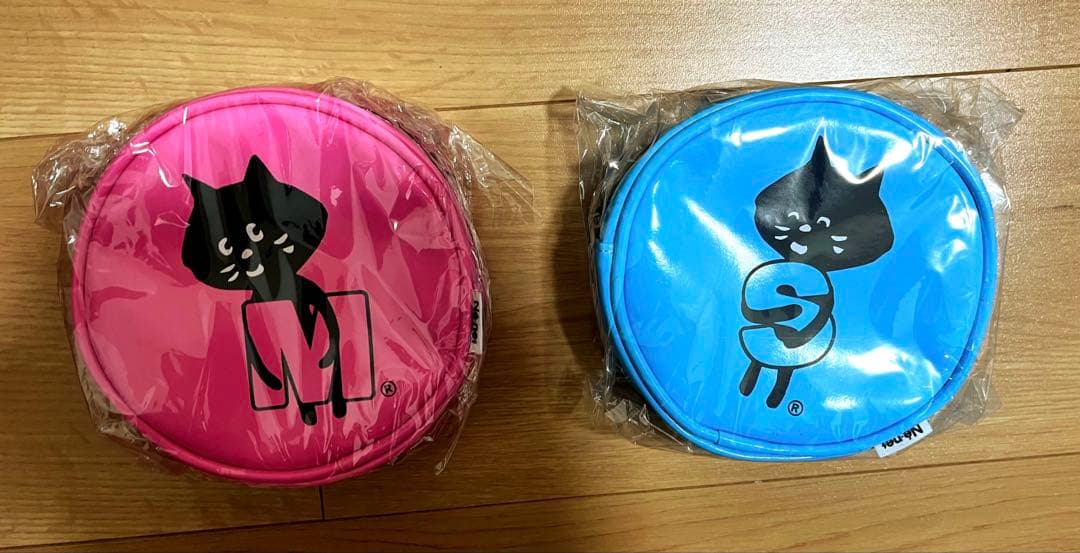 ニャー　Ne-ne t イニシャル　PU合皮円柱型ポーチ 10個セット 新品