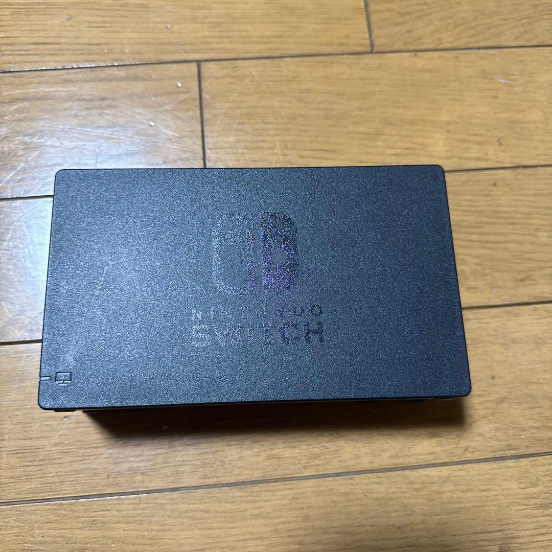 Nintendo Switch 本体 グレー　ドック、グリップ、ストラップ