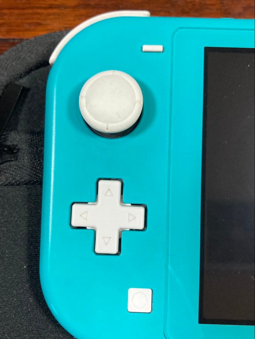 任天堂Switchライト ターコイズブルー