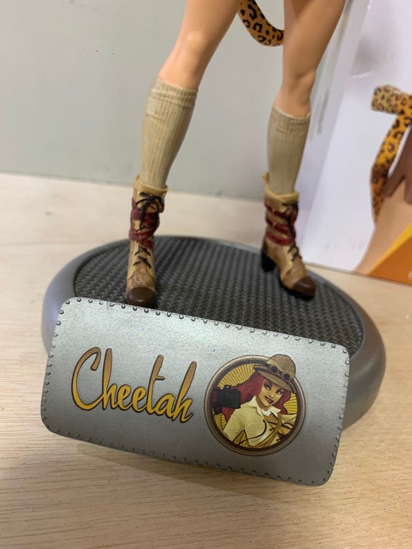 DCコミックス ボムシェルズ スタチュー チーター 単品　DCコレクティブル