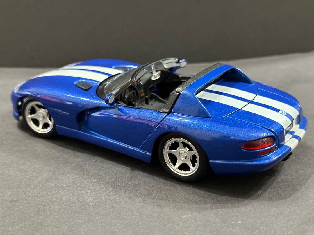 ダッチ　バイパー　1/24マイスト ダイキャスト