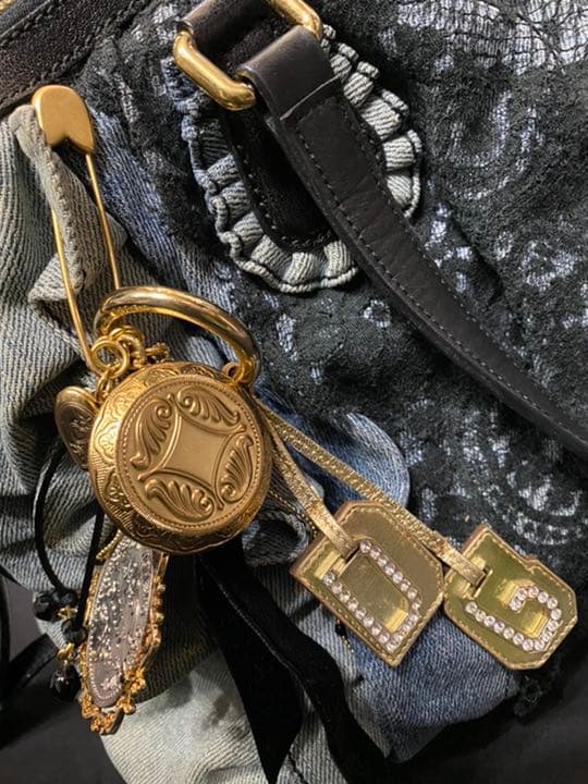 Y*読様 ドルチェandガッパーナ正規品　美品