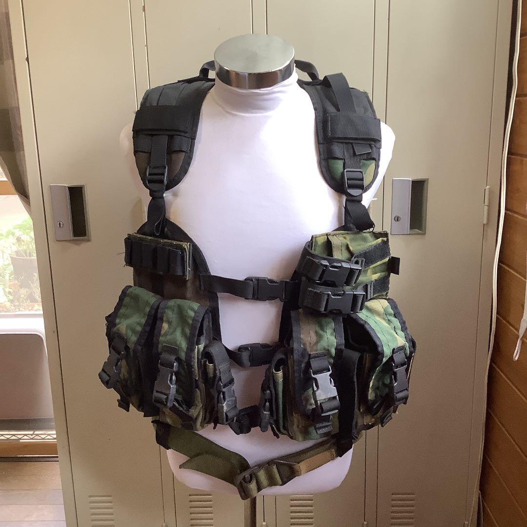 SOE 黒縁ウッドランド パトロールベスト