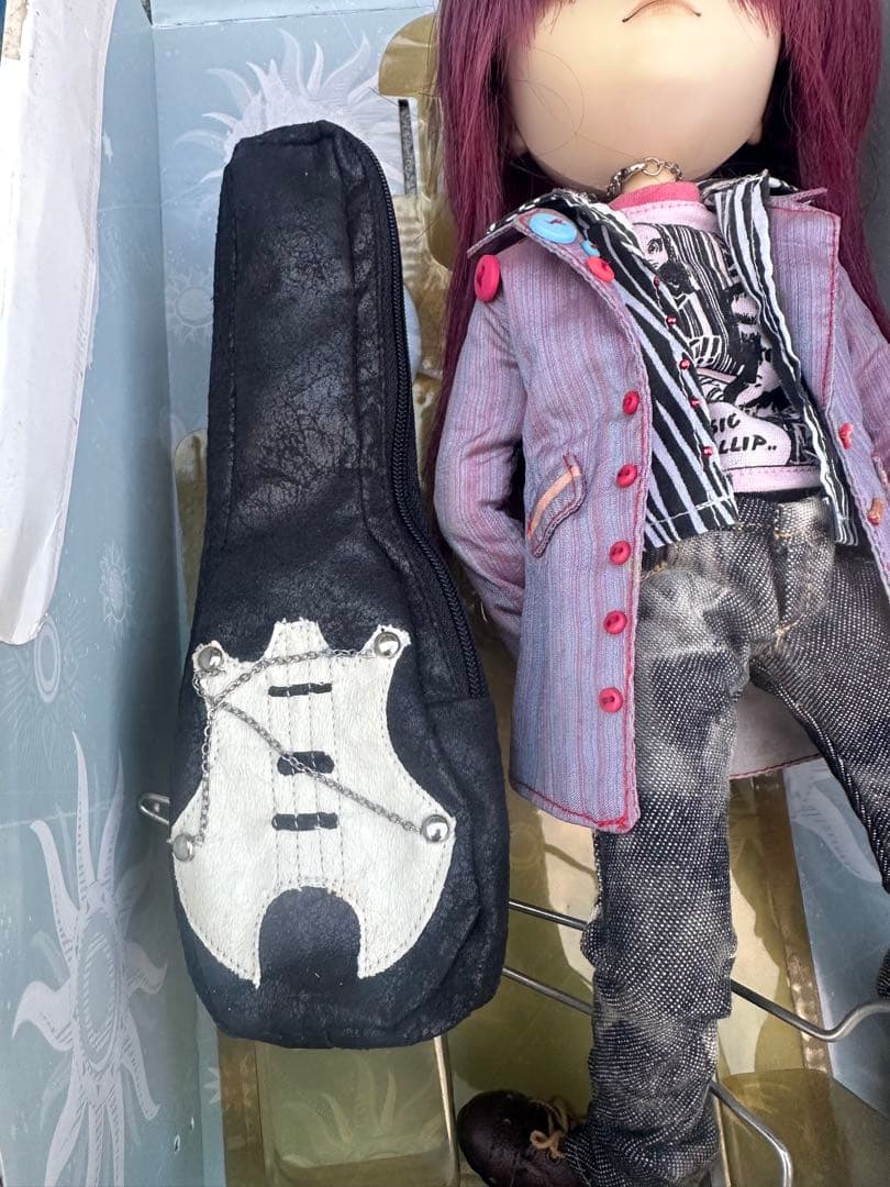 プーリップ！TAEYANG ファッションドール ギター付き