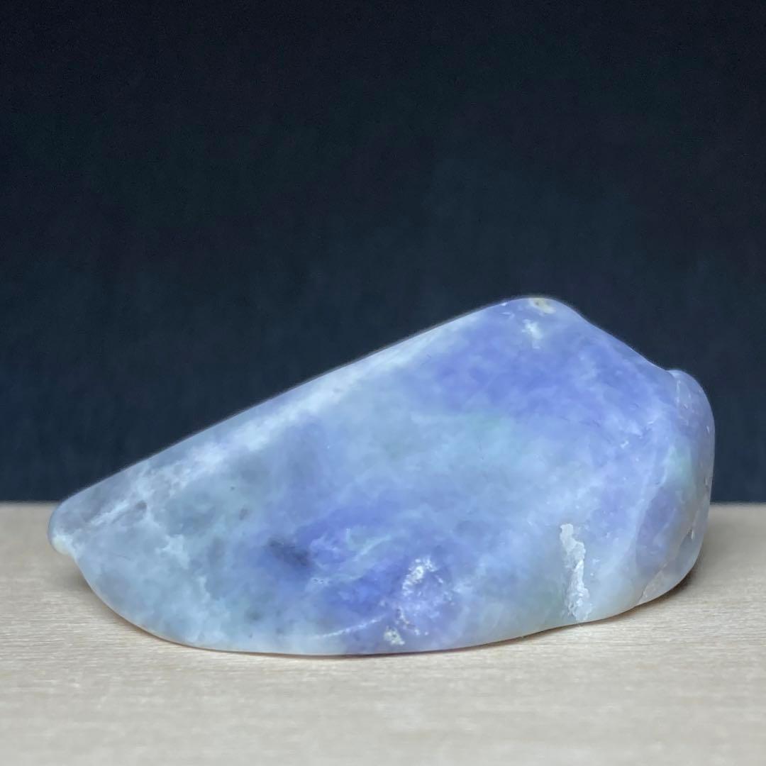 糸魚川翡翠 深い紫 ラベンダー翡翠 翡翠輝石 原石 13.8g