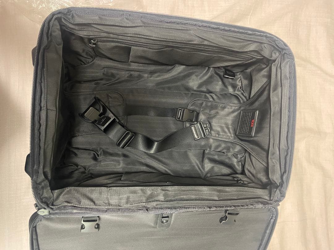 TUMI ブラック キャリーケース 22020DH 中古 中袋なし