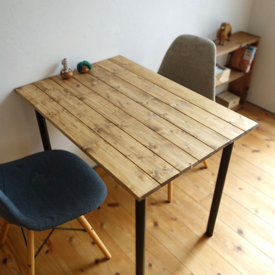 無垢材のダイニングテーブル【ハンドメイド家具】