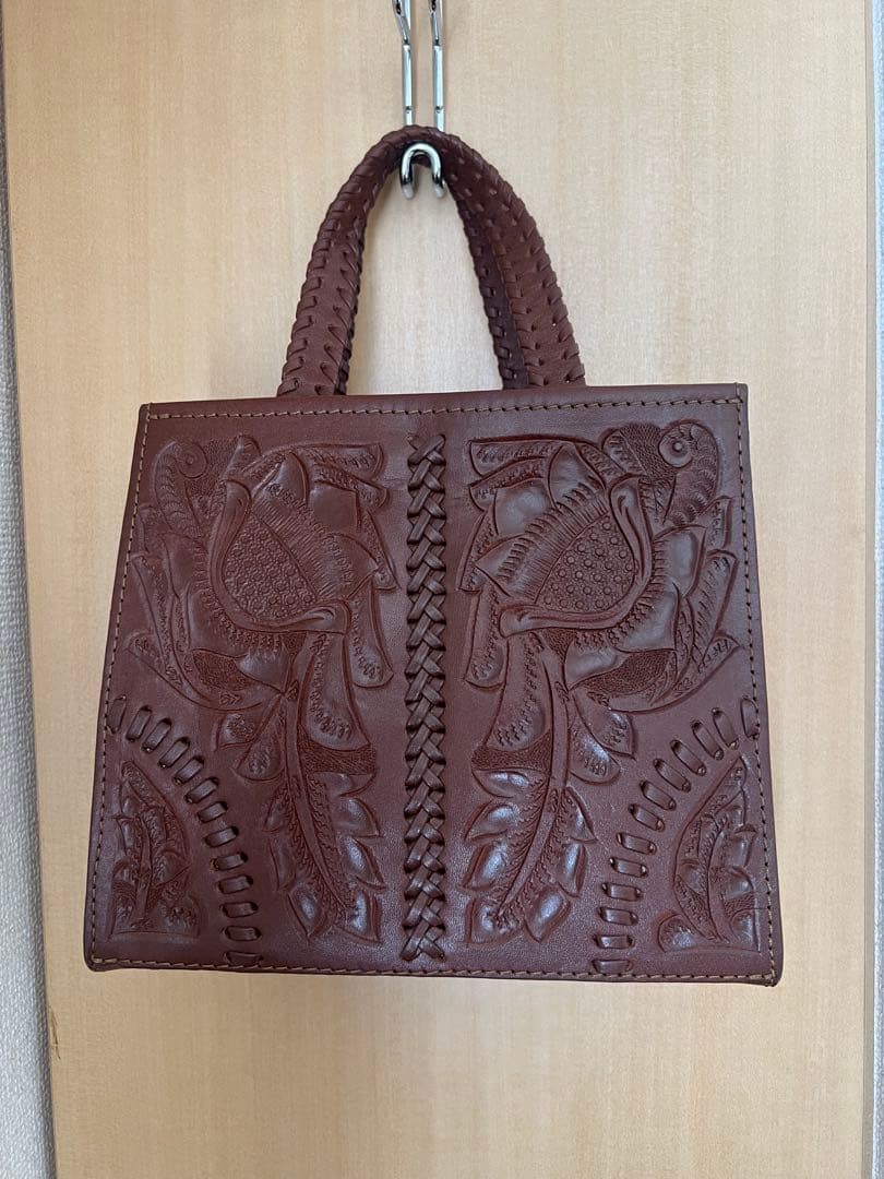 Carving Tribesバッグ