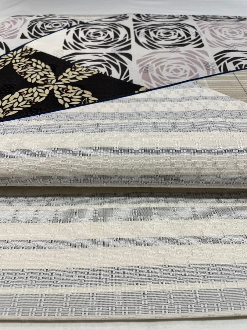 おきもの愛好家向き】新年未使用 正絹 切り嵌め袋帯