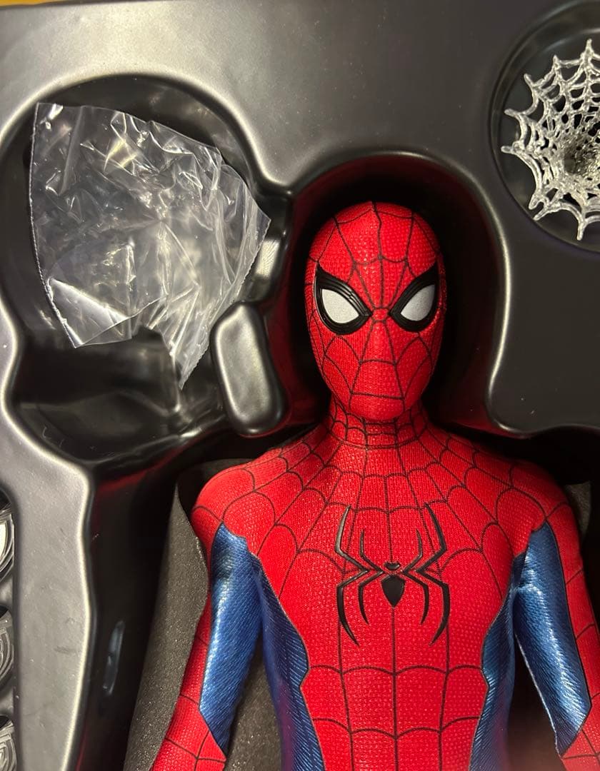 ホットトイズ スパイダーマン NEW RED & BLUE SUIT 1/6