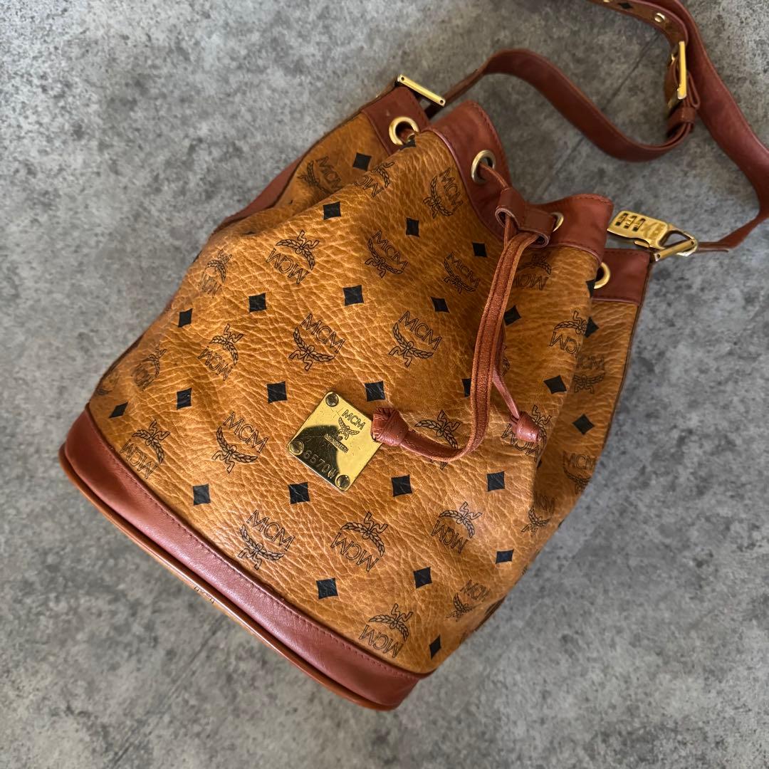 MCM バケットバッグ ブラウン　巾着