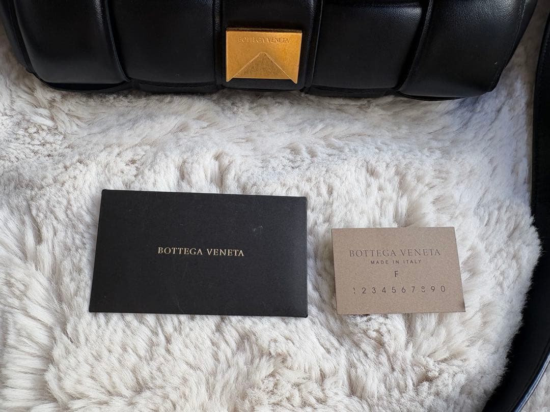 ボッテガヴェネタカセット ショルダーバッグ