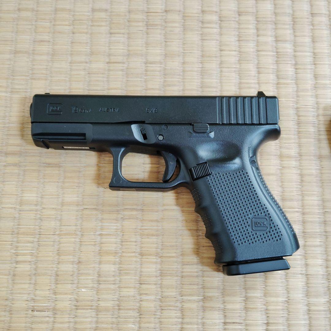 東京マルイ グロック19 2丁 予備マグ1本 東京マルイ GLOCK 19 2丁 予備