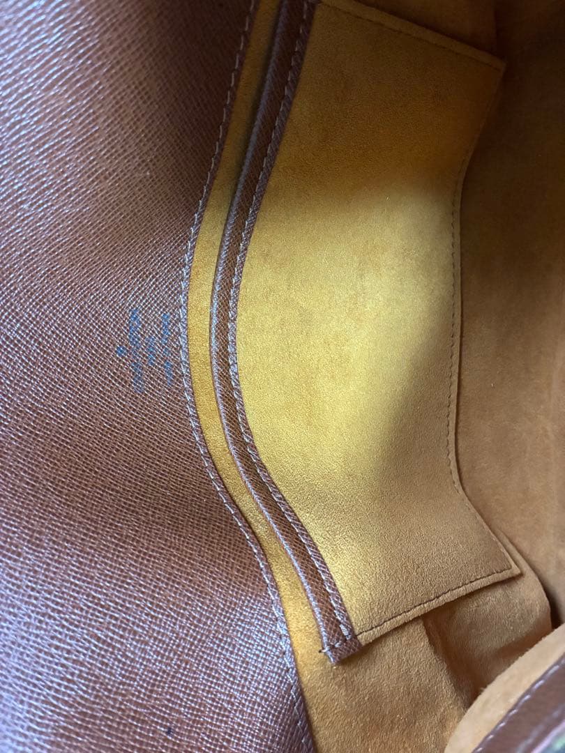 ルイヴィトン ミュゼットタンゴ