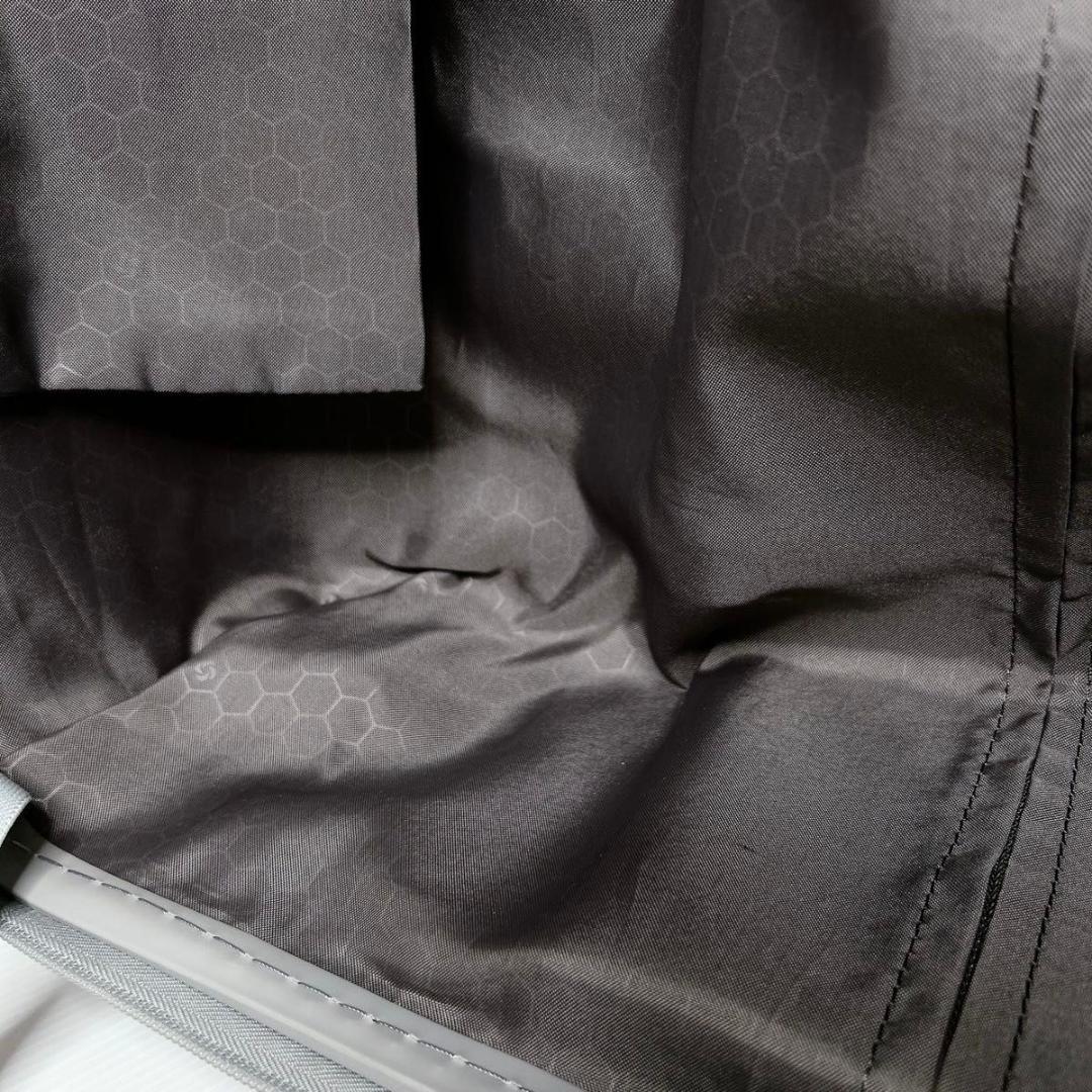 サムソナイト freeform フリーフォーム ライトグレー スーツケース