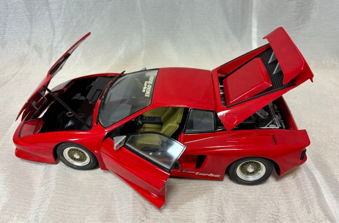 ジャンク】フジミ フェラーリ テスタロッサ ケーニッヒ 1/16 完成品