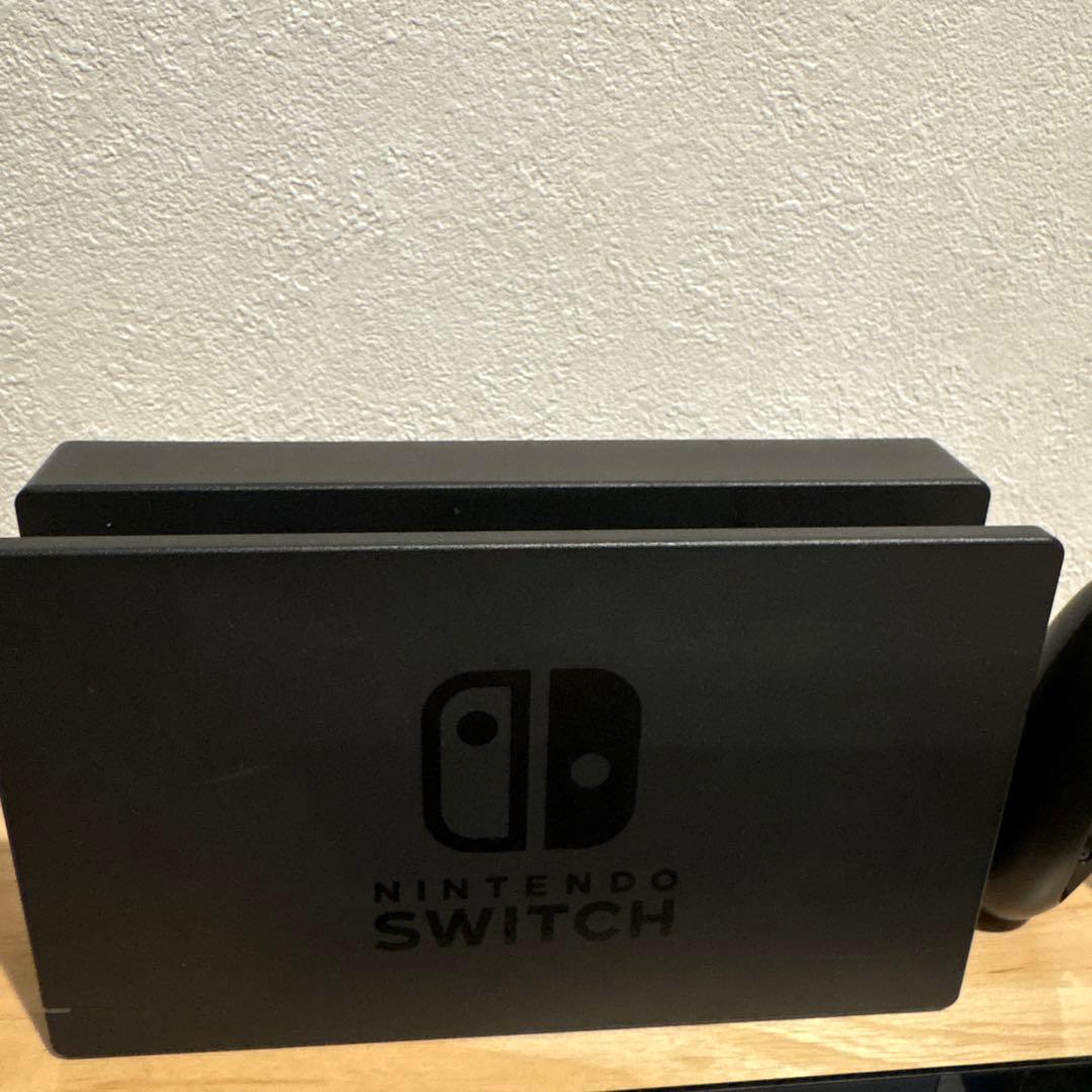 Nintendo Switch 本体 ジョイコン2セット付き
