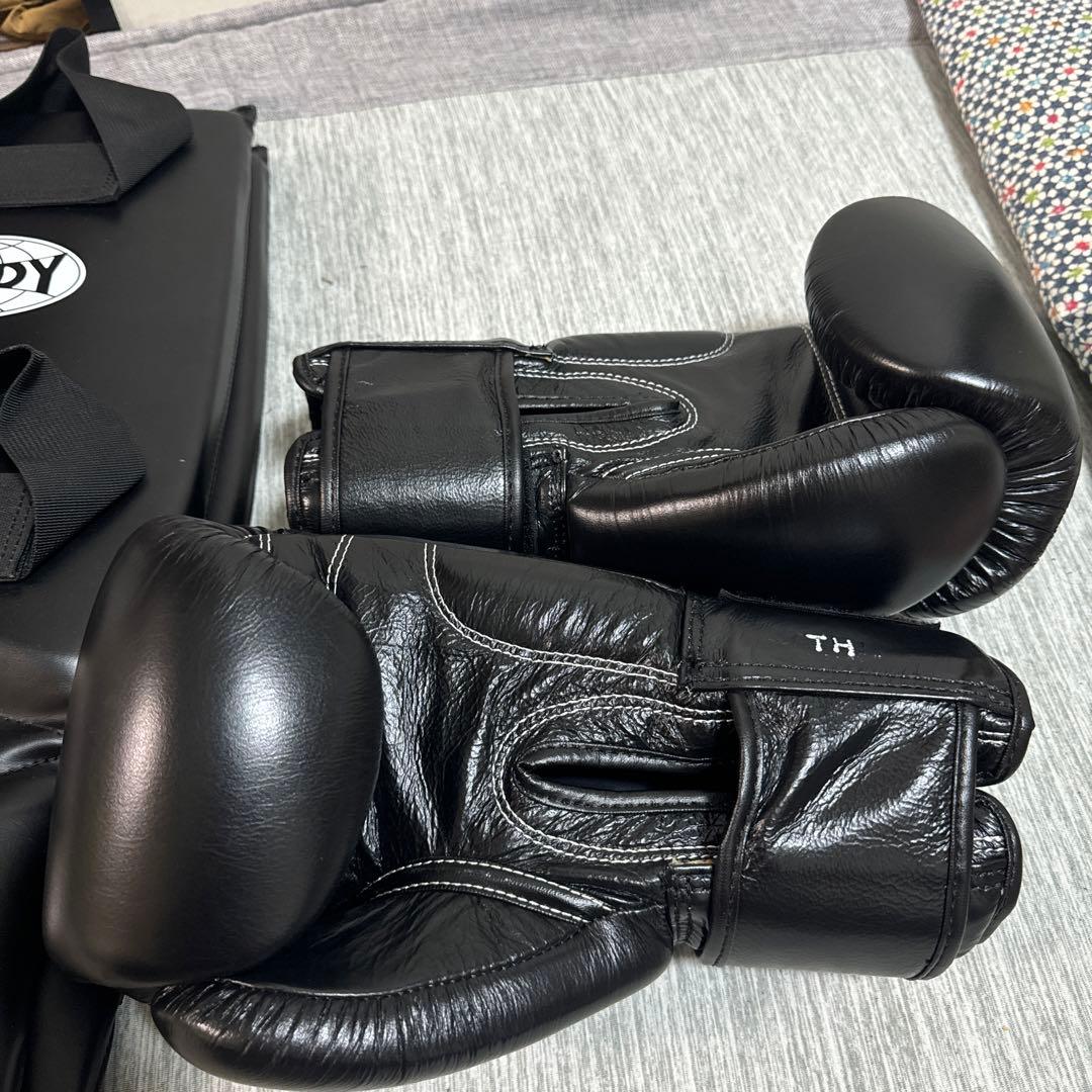 ボクシンググローブレッグガードセットwindy