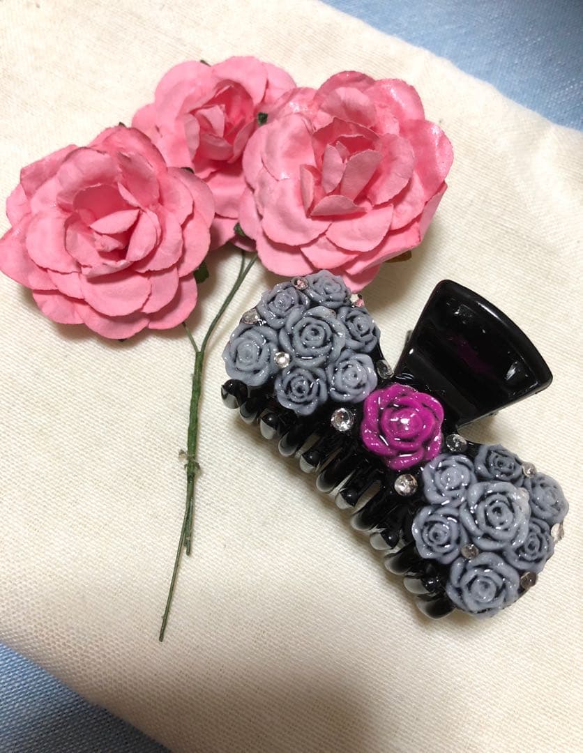 外国産蝶標本】オオアカボシウスバ♀/甘粛省.チベット自治区産/69.5mm