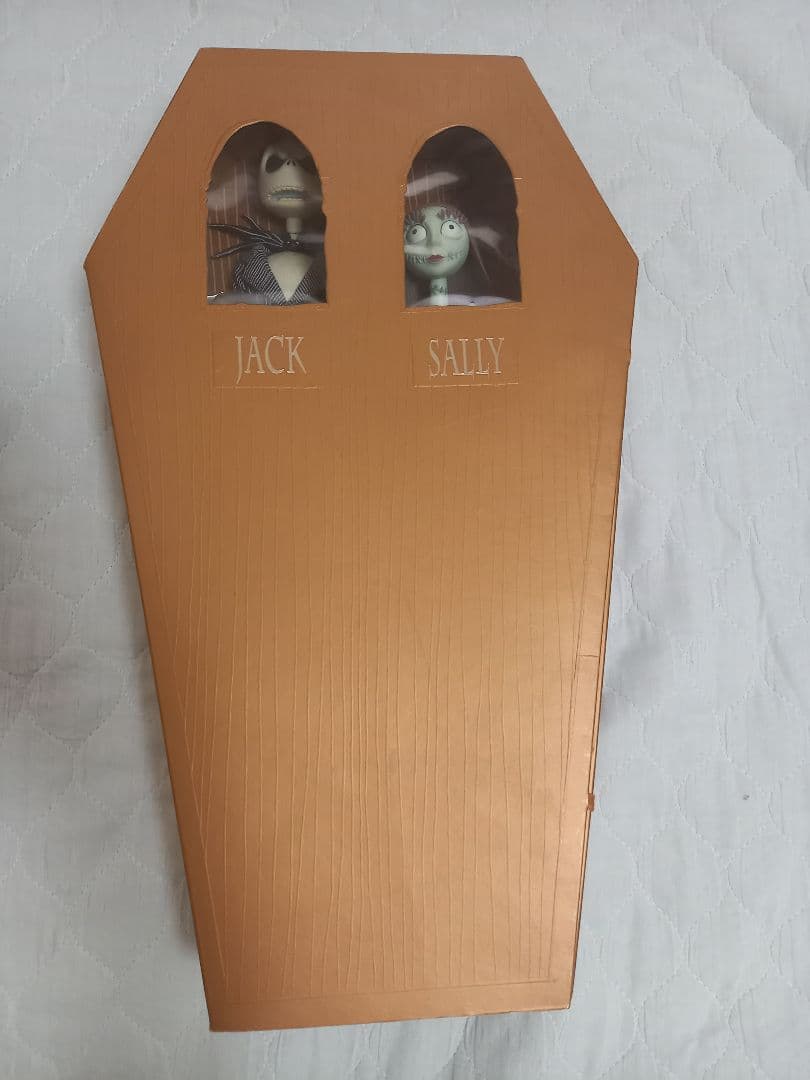 ジャック＆サリー フィギュアセット　限定6000体　ナイトメアビフォアクリスマス