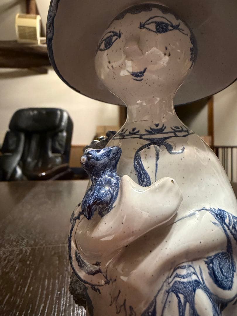 ビヨンヴィンブラッド　陶器人形