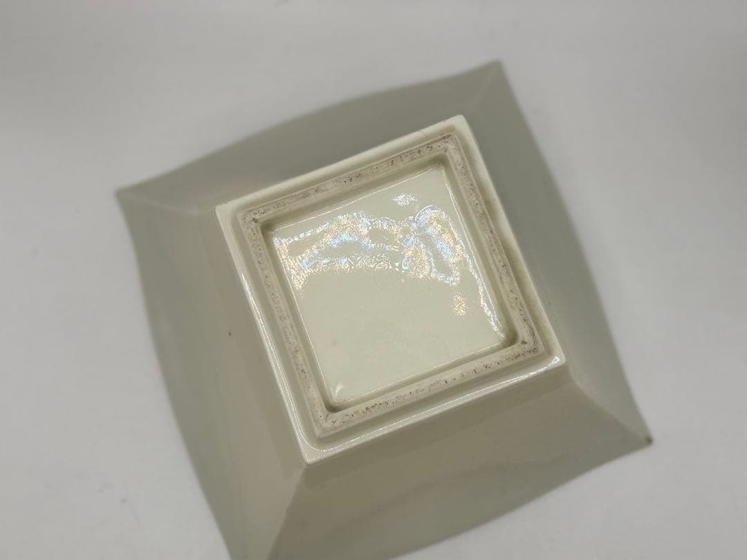 時代 白磁 魚紋角鉢 送料込み260120 - メルカリ