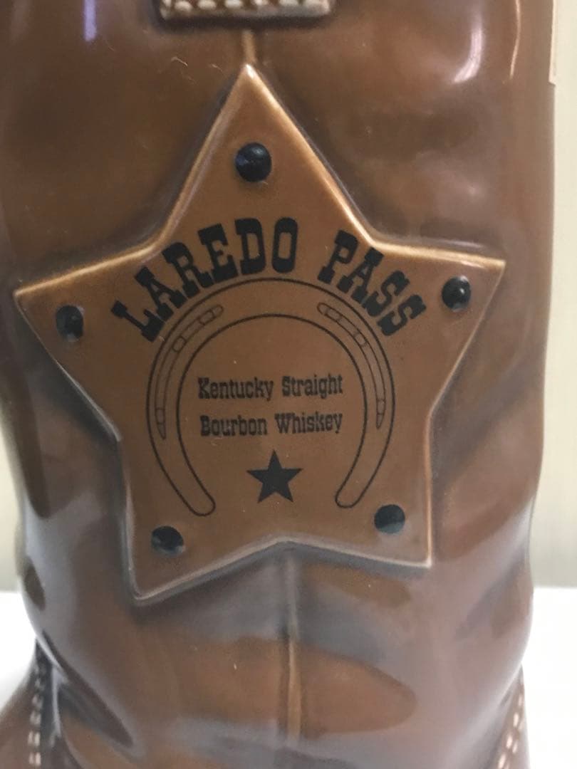 カウボーイブーツ型陶器ボトル （ラレドパス）750mlミニボトル2本