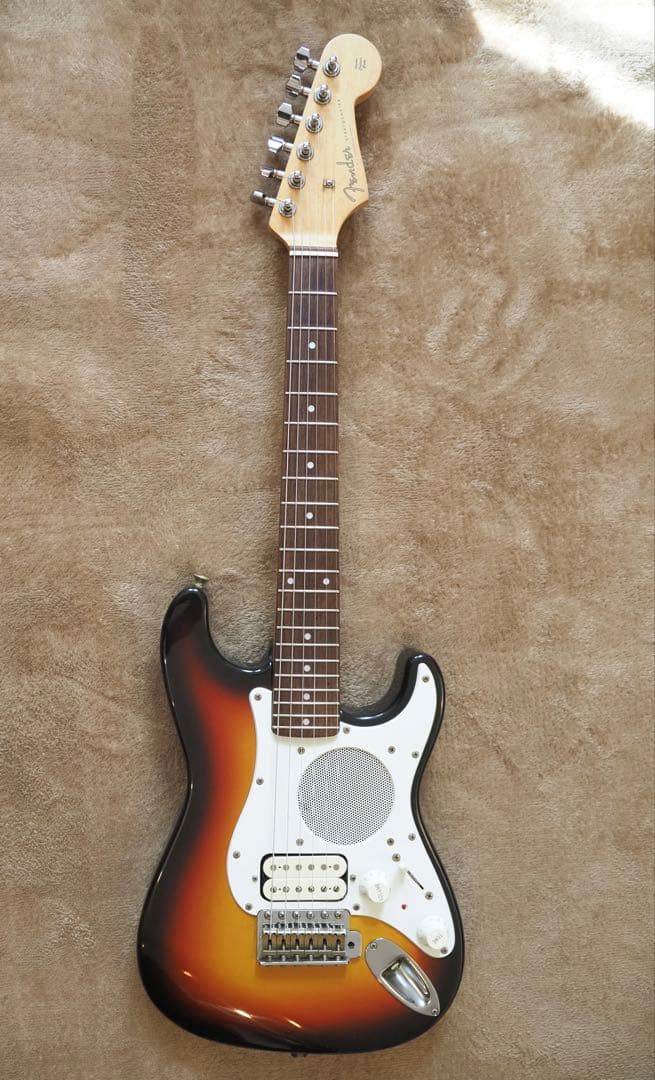 Fender Japan ST-CHAMP 前期型サンバーストアンプ内蔵ギター - メルカリ