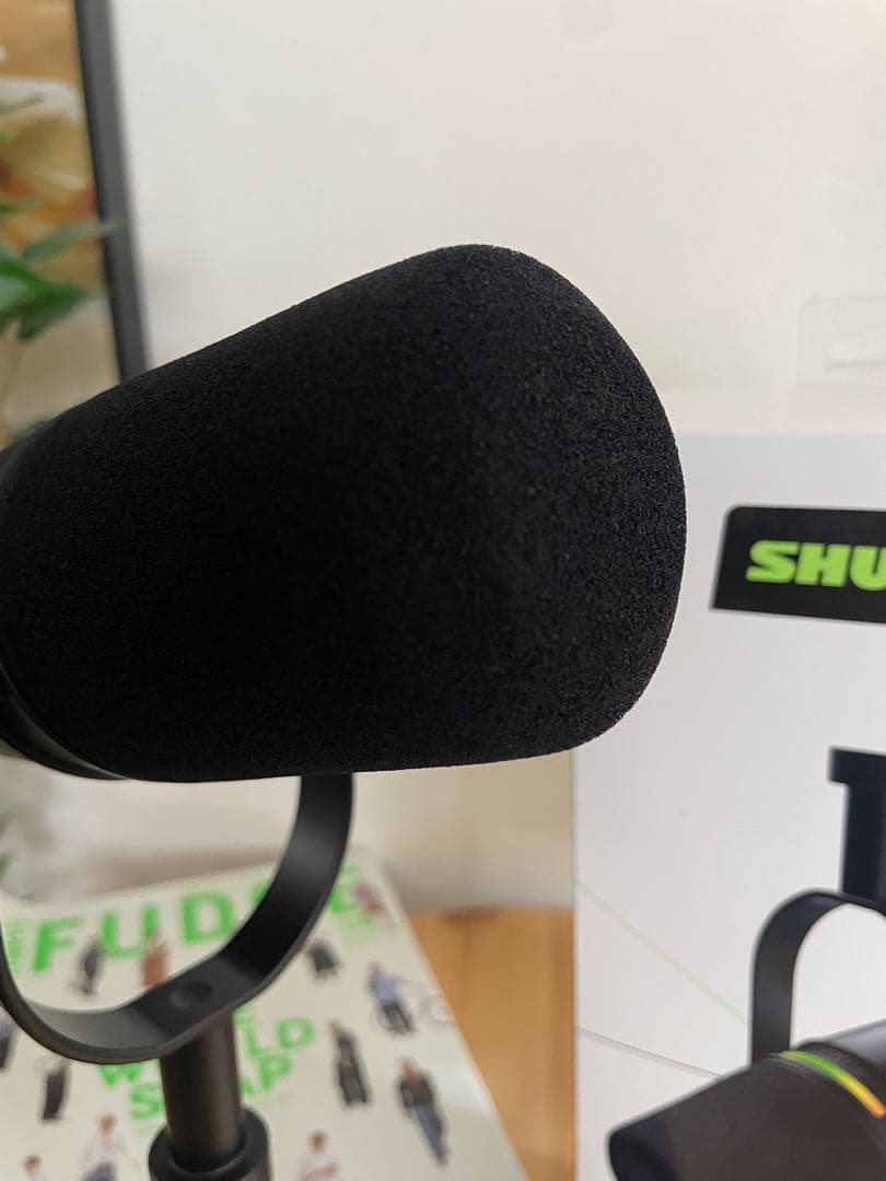 SHURE MV7+ ポッドキャストマイクロホン ブラック