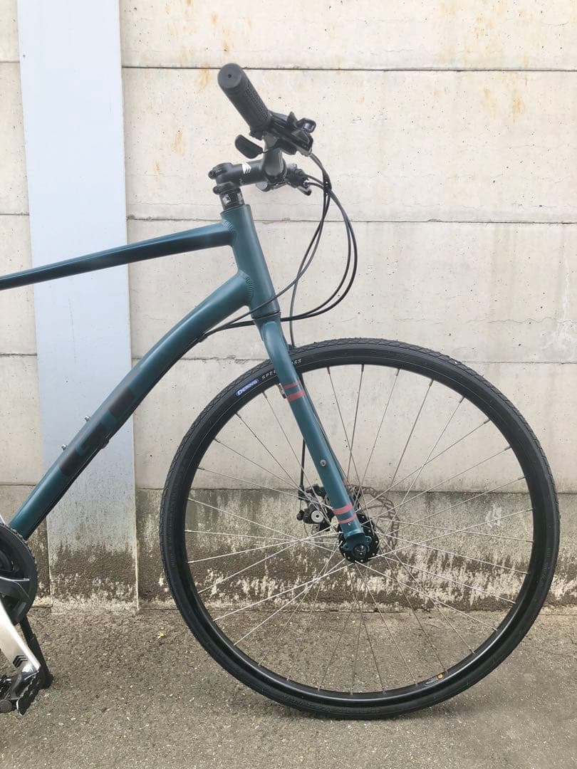 【部品総新品・色薄有】GT トラフィック　3.0 21速　クロスバイク　520