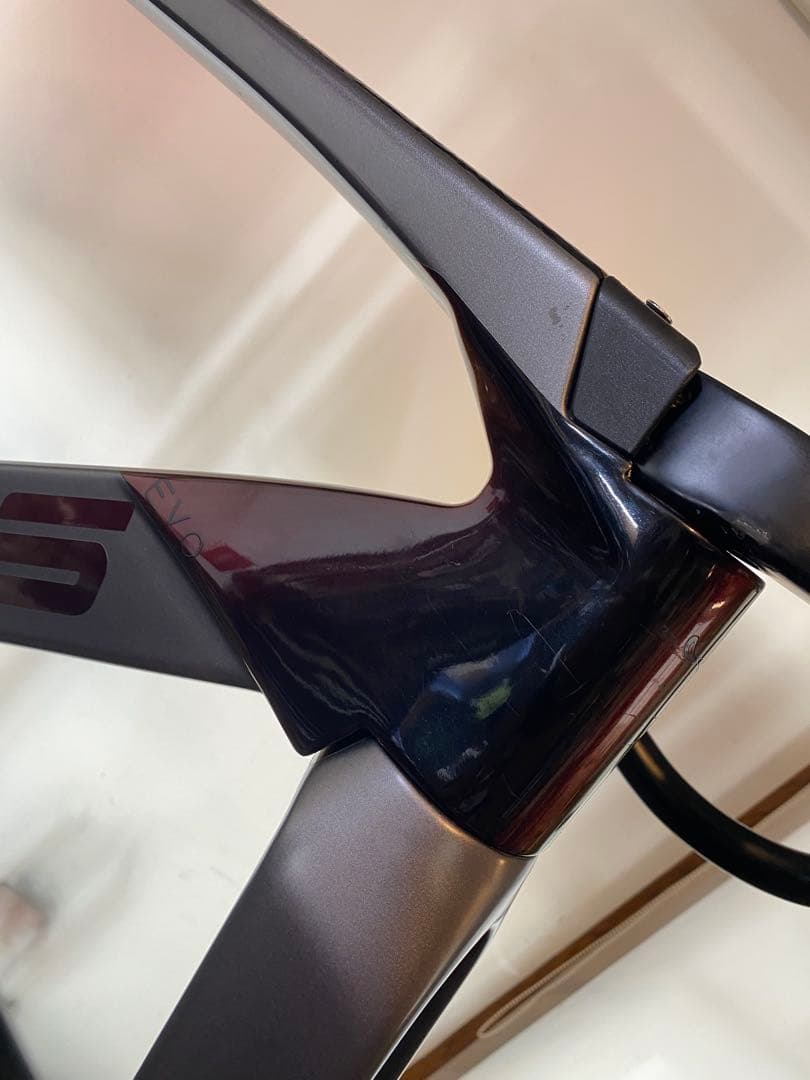 ELVES カーボンロードバイクフレーム ブラック「りる」