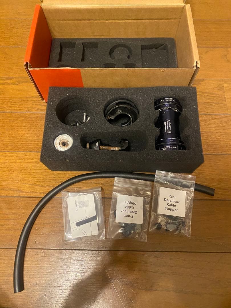 ELVES カーボンロードバイクフレーム ブラック「りる」