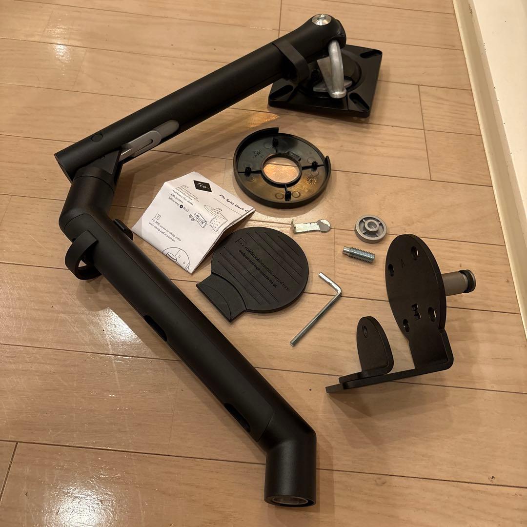 Herman Miller（ハーマンミラー） Flo モニターアーム　ブラック Flo - Monitor Arms Family - Herman Miller