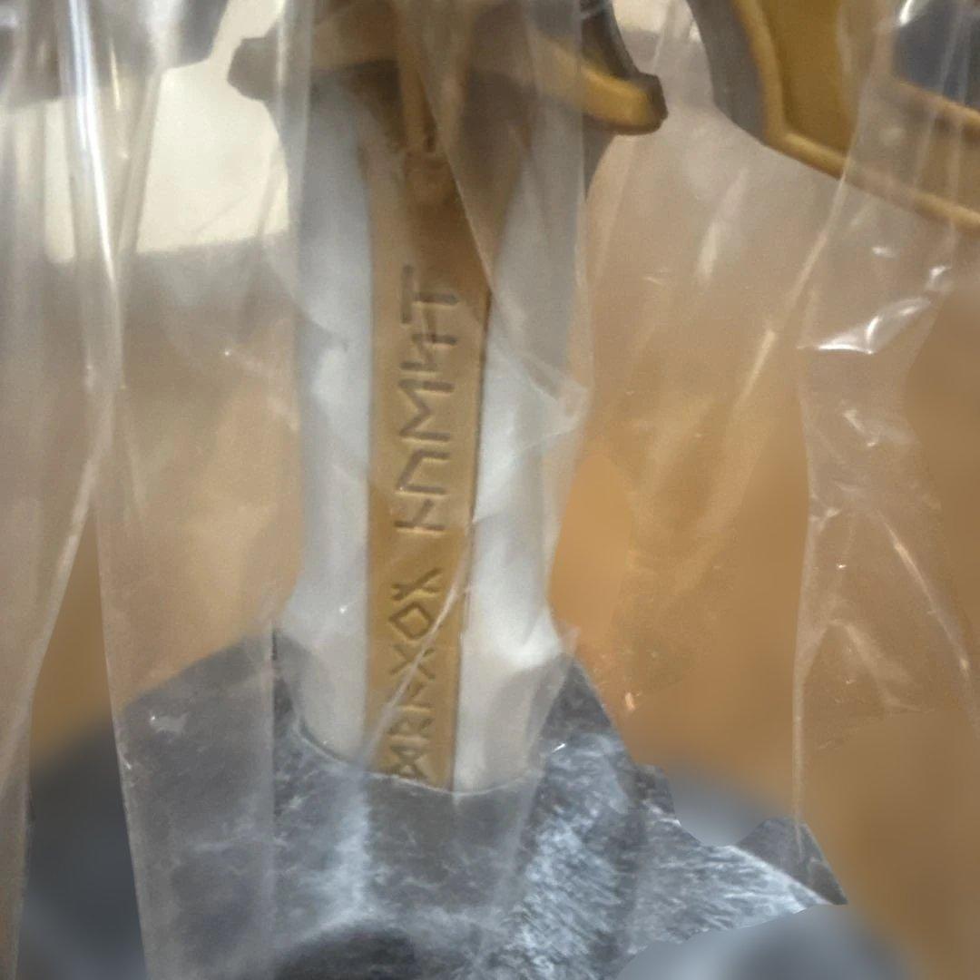 ロトの剣 ~岩台付き~ ニジゲンノモリ　限定品　超鬼レア　非売品