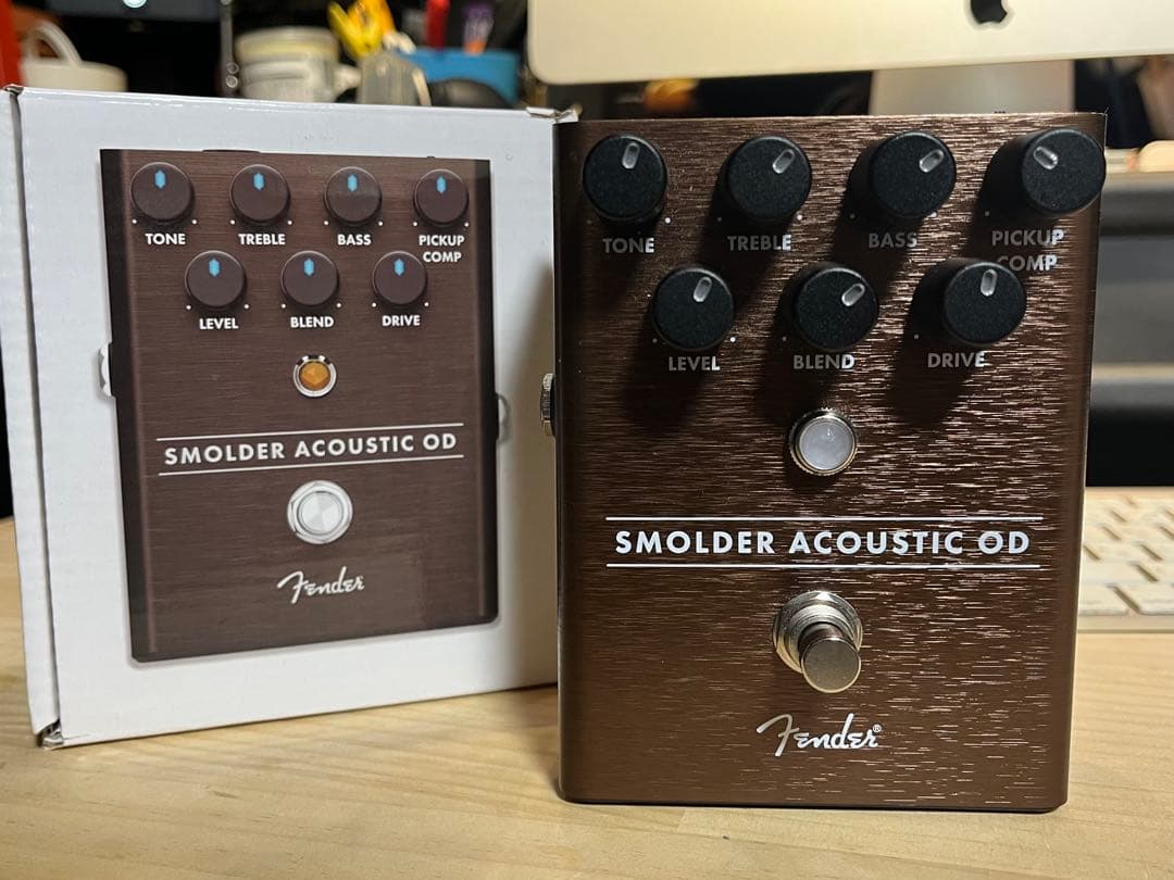 本日中のみ価格Fender SMOLDER ACOUSTIC OD Amazon.com: Fender Smolder Acoustic Overdrive Pedal : Musical