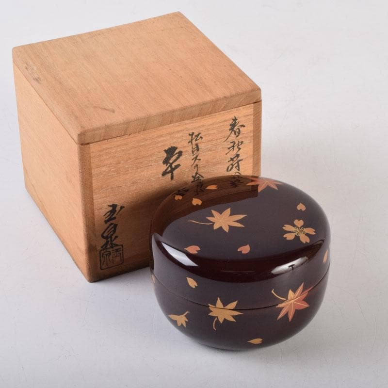 茶道具　玉泉作　春秋蒔絵　平棗　共箱　V　8736 茶道具 玉泉作 春秋蒔絵 平棗 共箱 V 8736 - メルカリ