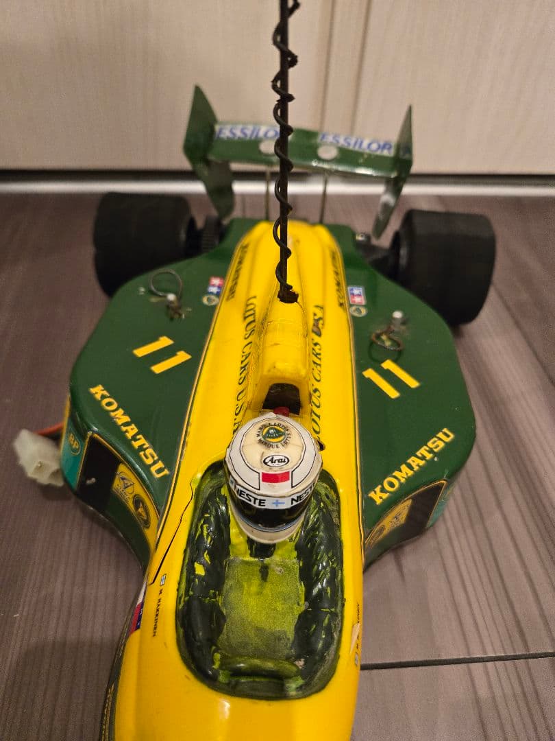 【タミヤ】F1ラジコンセットKOMATSU