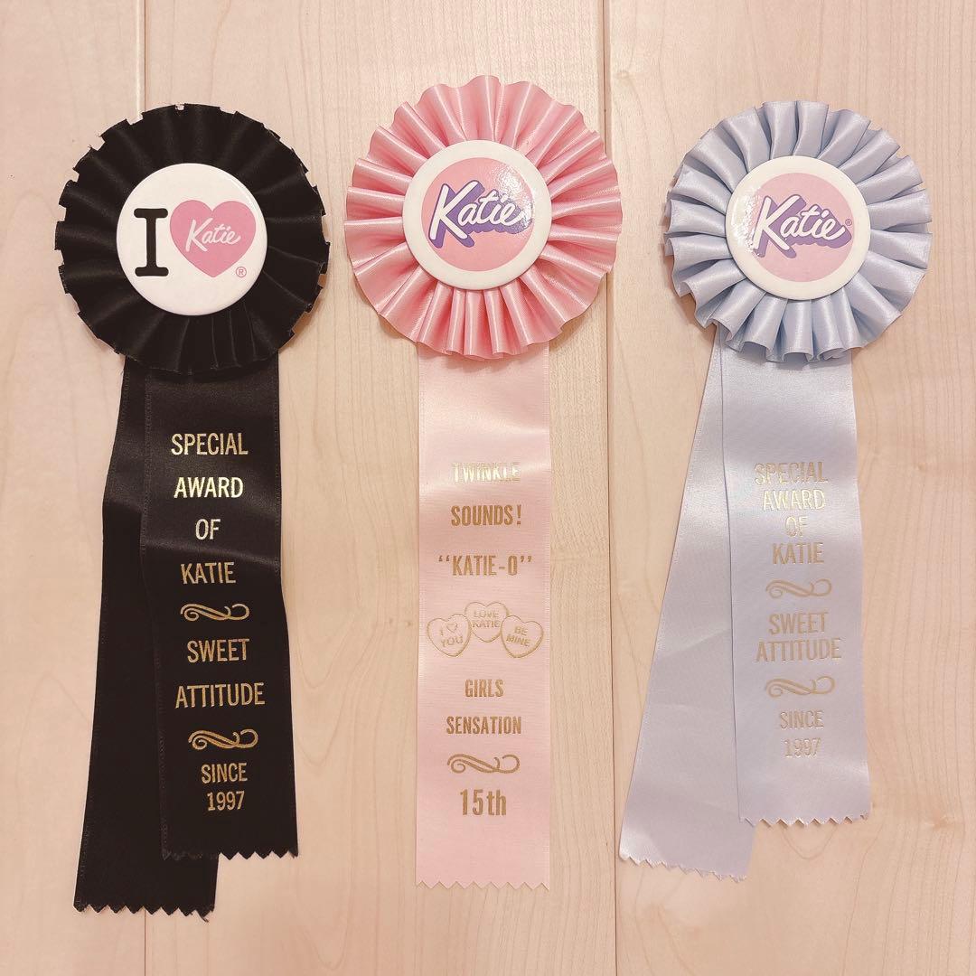 セット】Katie ロゼット ビッグ缶バッジ ネックレス チョーカー