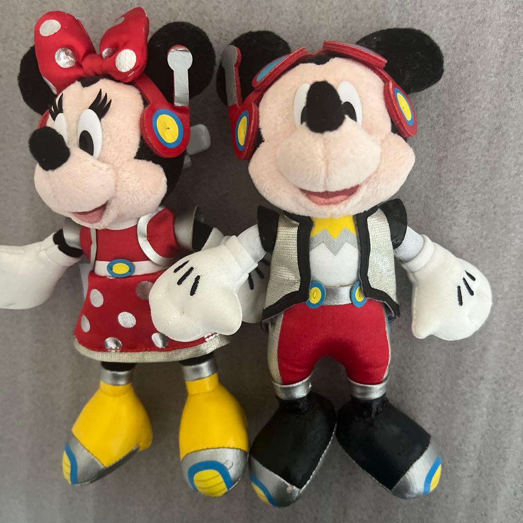ディズニーリゾート　ミッキー　ミニー　ぬいぐるみバッジ
