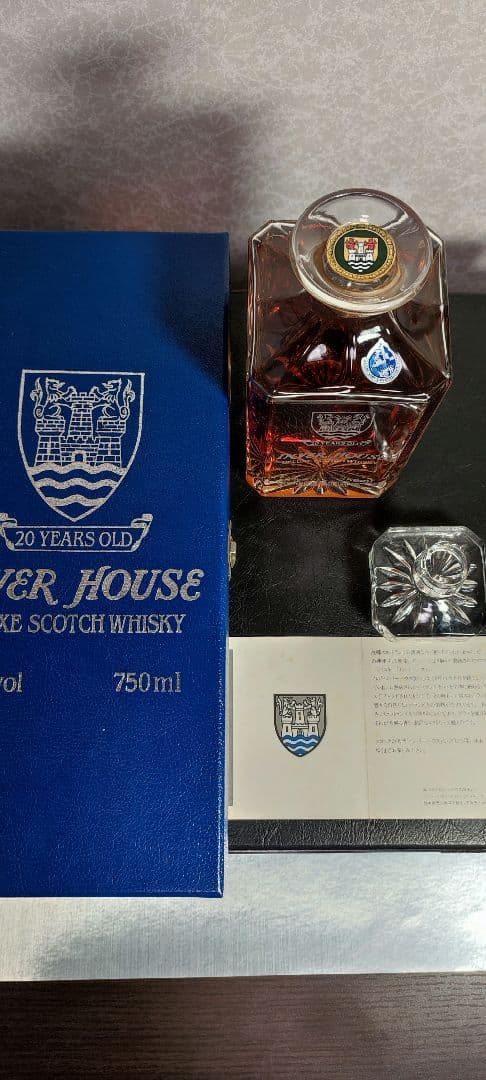 インバーハウス20年デラックススコッチウイスキー