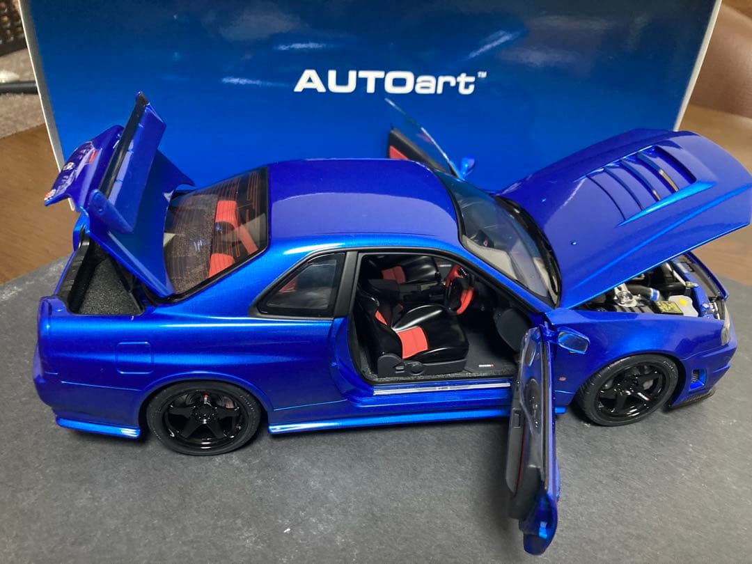 オートアート　1/18 ニスモ R34 GT-R Z-tune ベイサイドブルー