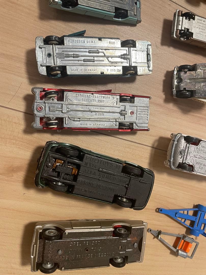 MATCHBOX 等　ミニカーセット売り