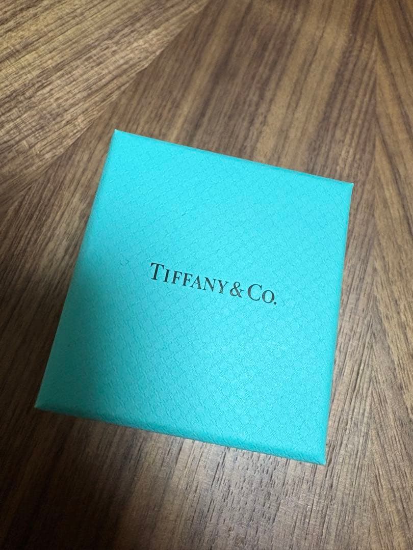Tiffany T ダイヤモンドワイヤーリング