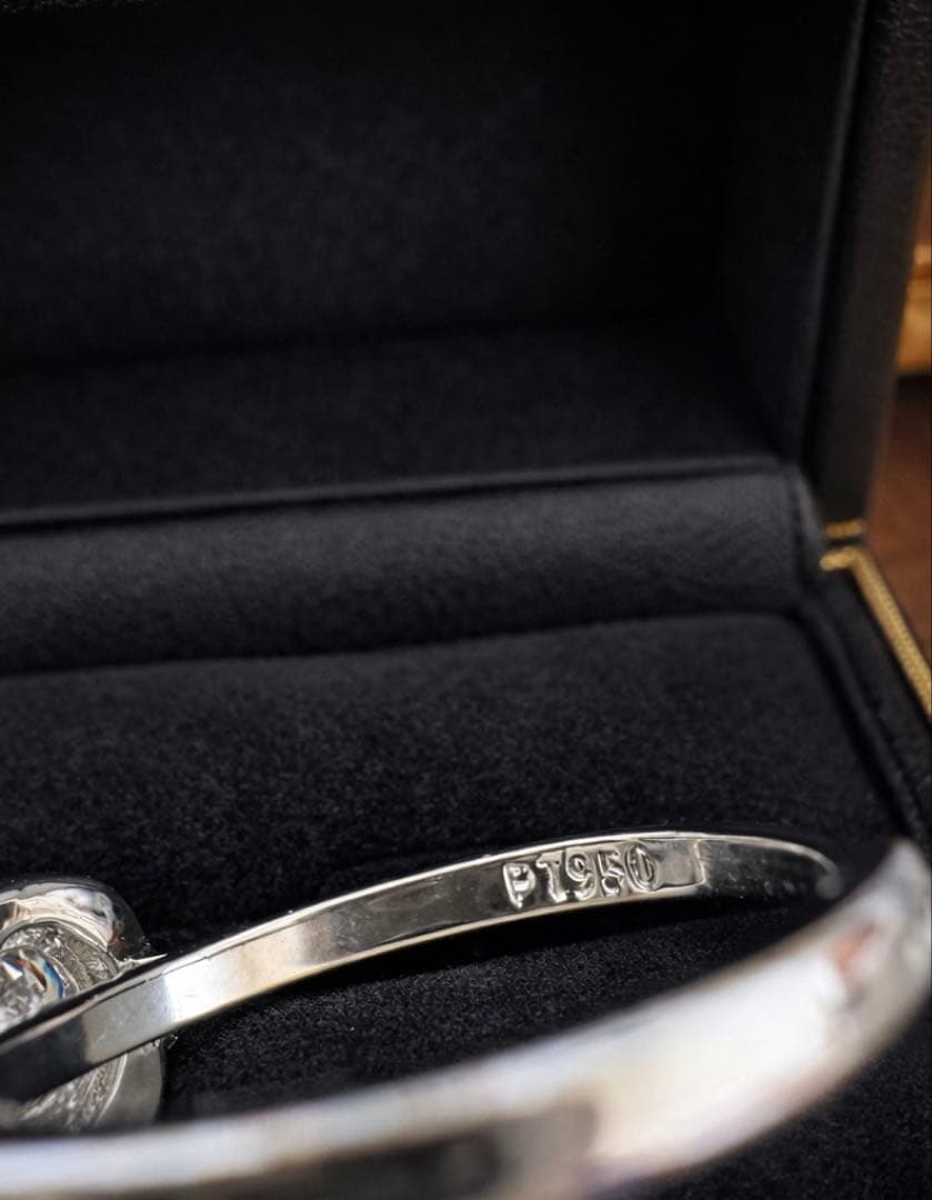 新品未使用　プラチナリング PT950 サイズ調整可能