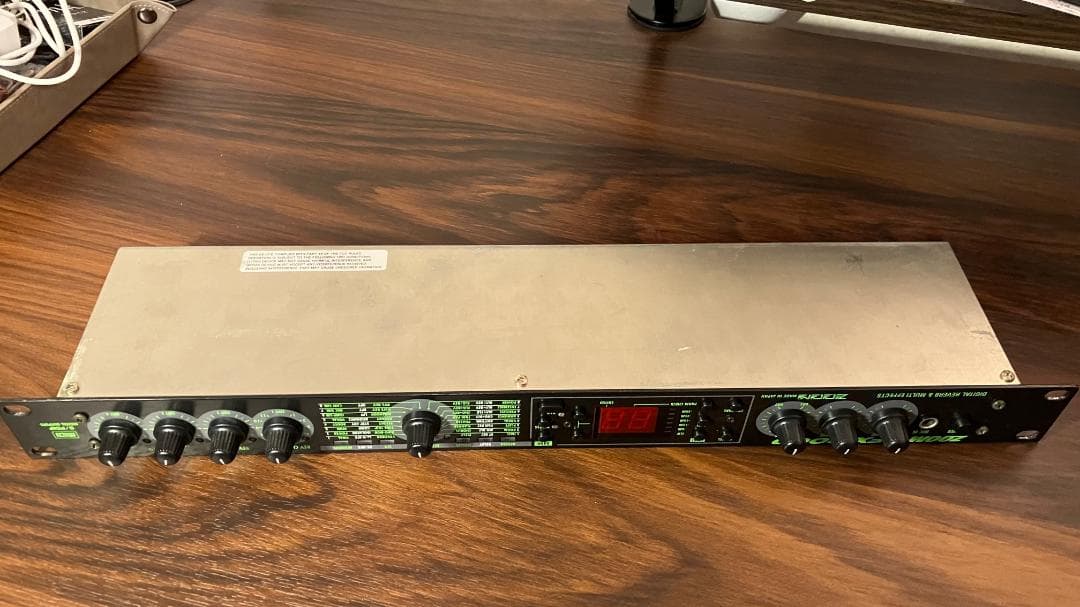 ZOOM RFX-2000（デジタルリバーブ&マルチエフェクター） - メルカリ