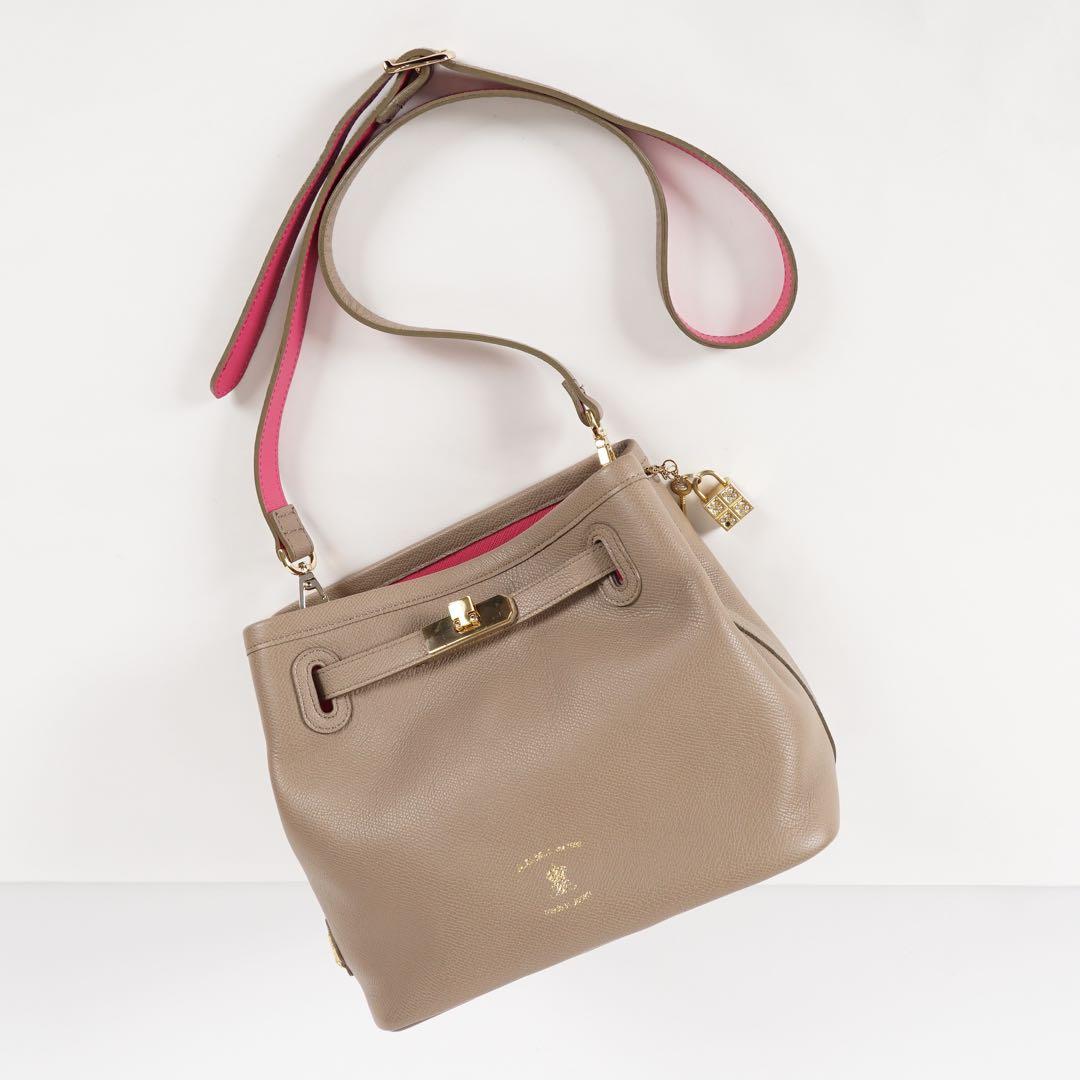 【未使用✨】ADMJ ショルダーバッグ レザー 南京錠チャーム付き グレージュ