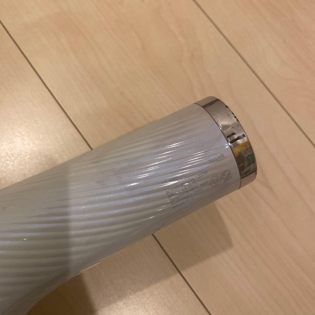 リファ ビューテックドライヤー ホワイト