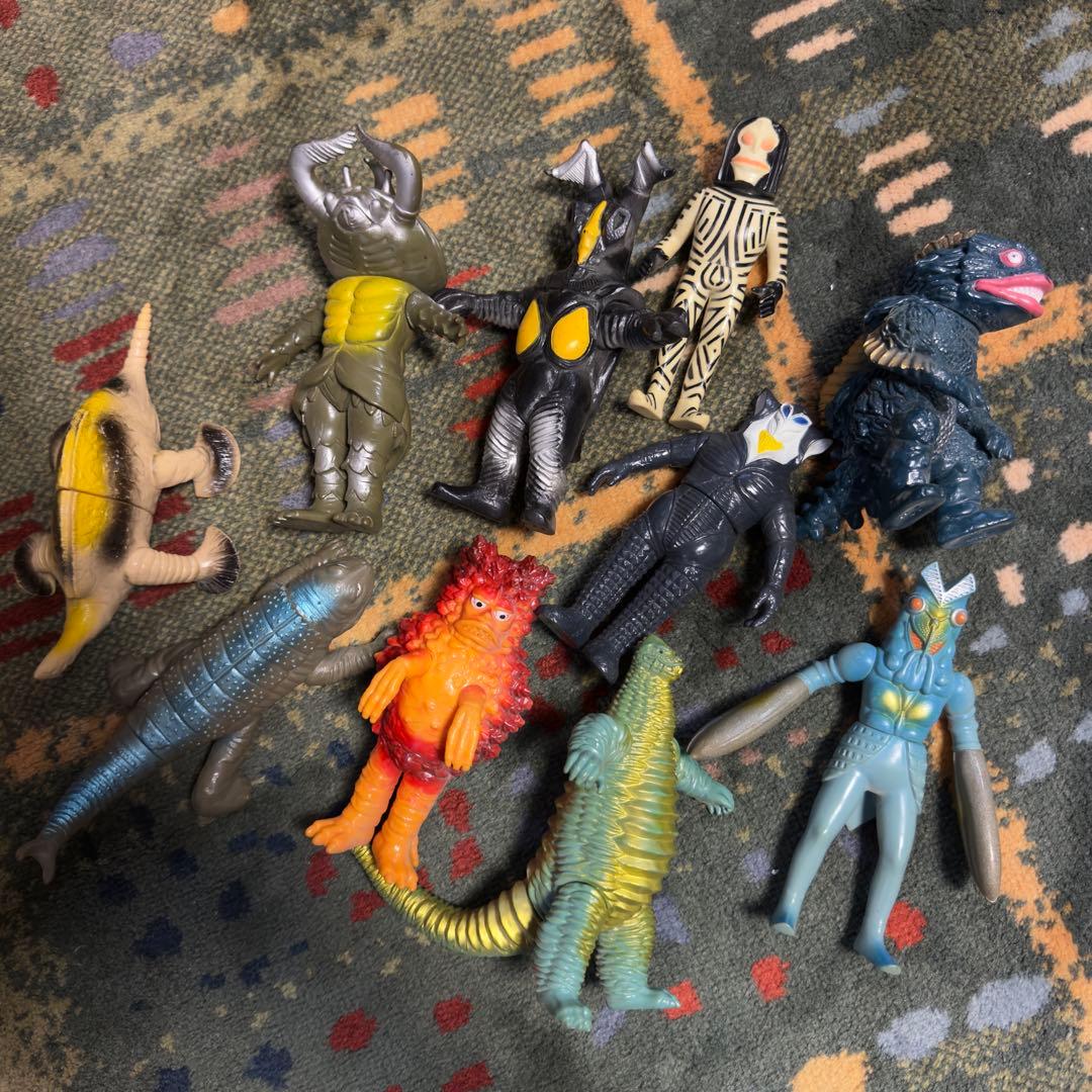 ウルトラマン ウルトラ怪獣 ソフビ まとめ売り - メルカリ