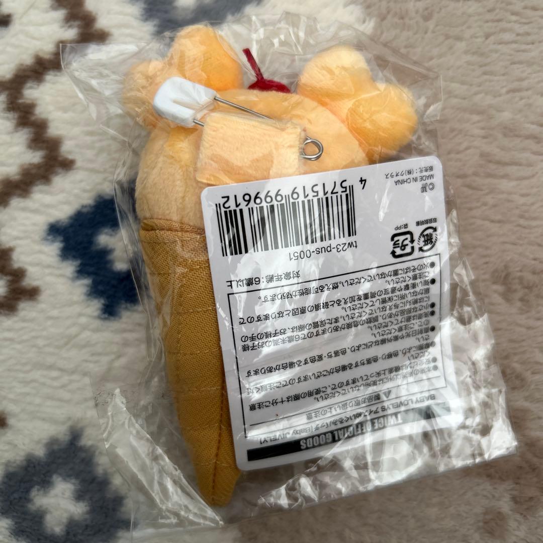 TWICE BABY LOVELYS アイスぬいぐるみバッチ ジヒョ - アイドルお 得