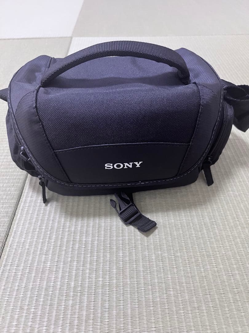 Sony FDR-AX700 4Kビデオカメラ 本体